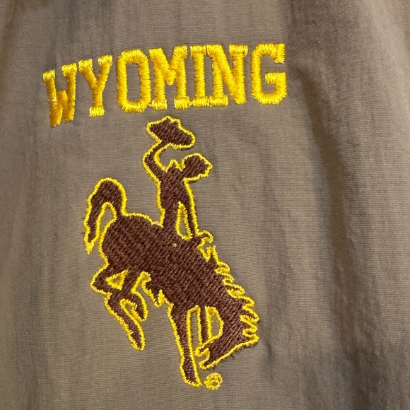 University of Wyoming Fleece Lined Vest with Bucking Bronc Logo Women’s Medium - Picture 3 of 8